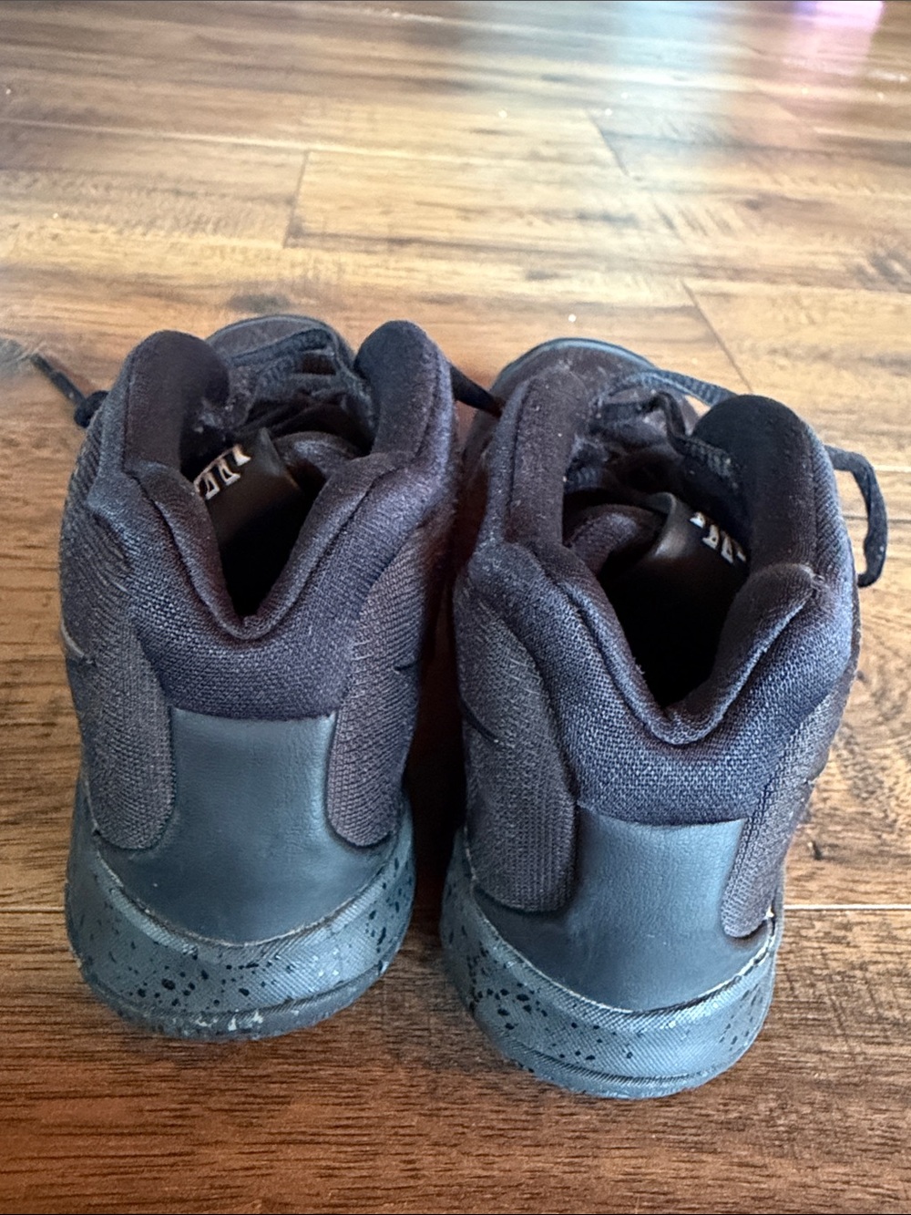 Nike Kyrie Kids Black High-Top Sneakers - Picture 5 of 6